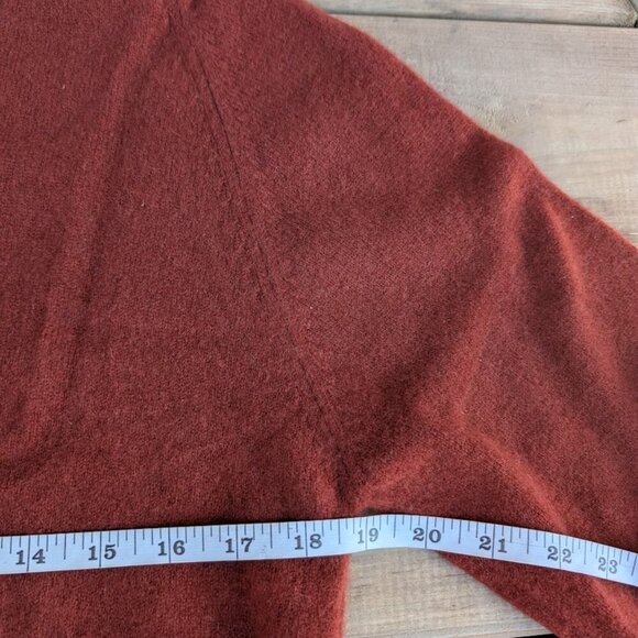 Vintage 70s The Bay by Alan Paine Lambswool V Neck Sweater - Picture 3 of 5